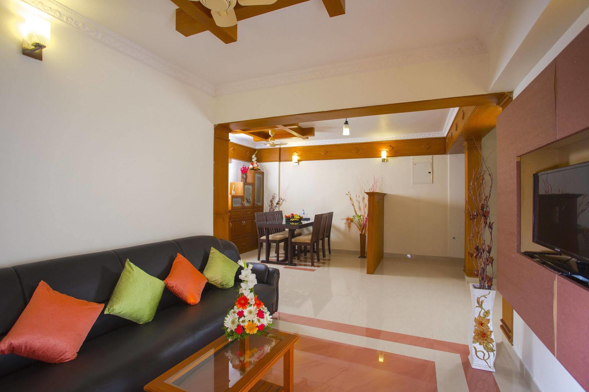 נדומבסרי Atlas Airport Hotel Apartment מראה חיצוני תמונה
