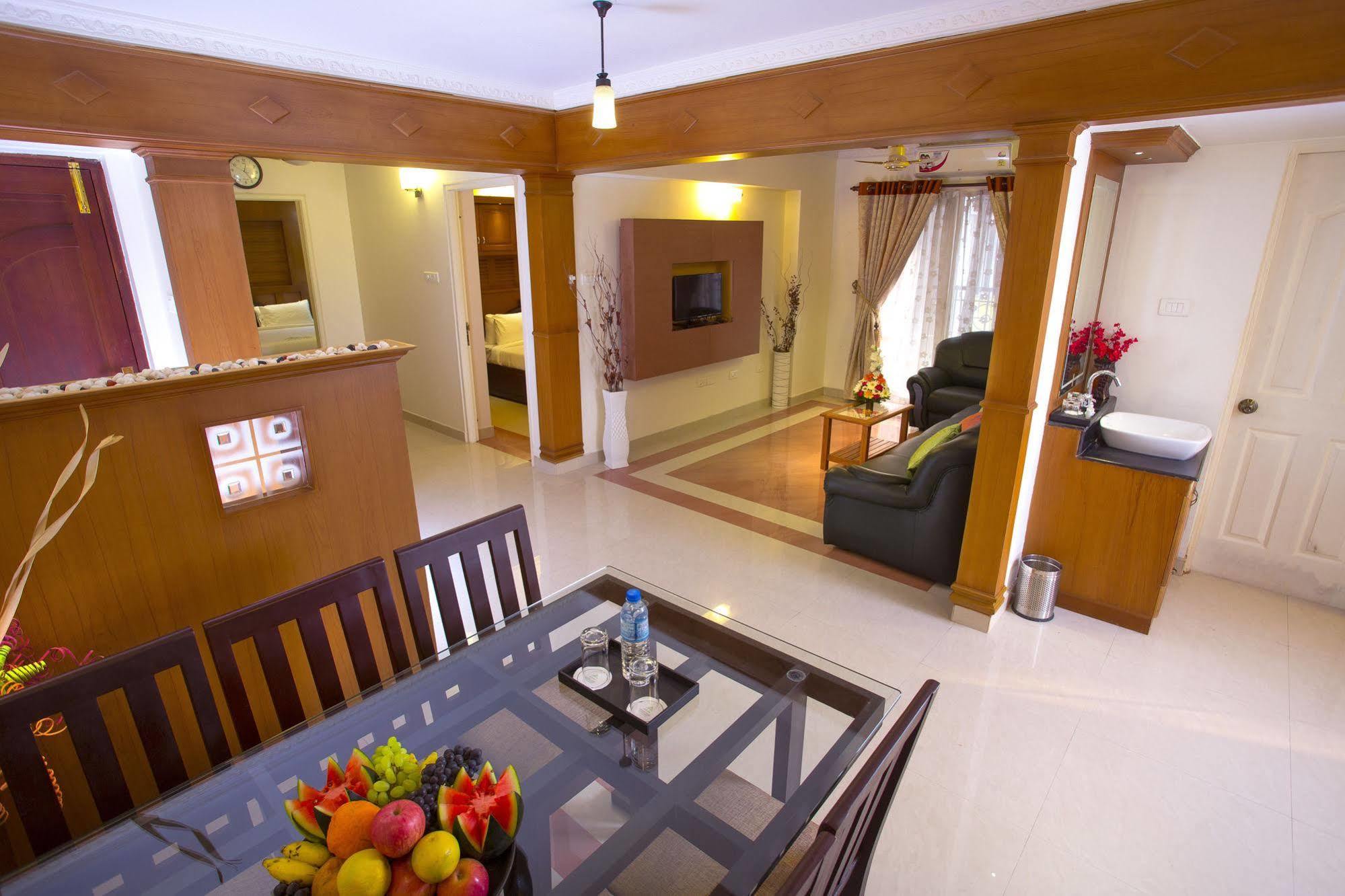 נדומבסרי Atlas Airport Hotel Apartment מראה חיצוני תמונה