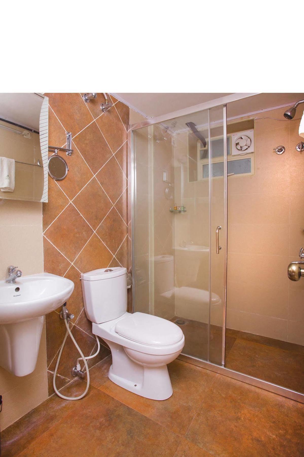נדומבסרי Atlas Airport Hotel Apartment מראה חיצוני תמונה
