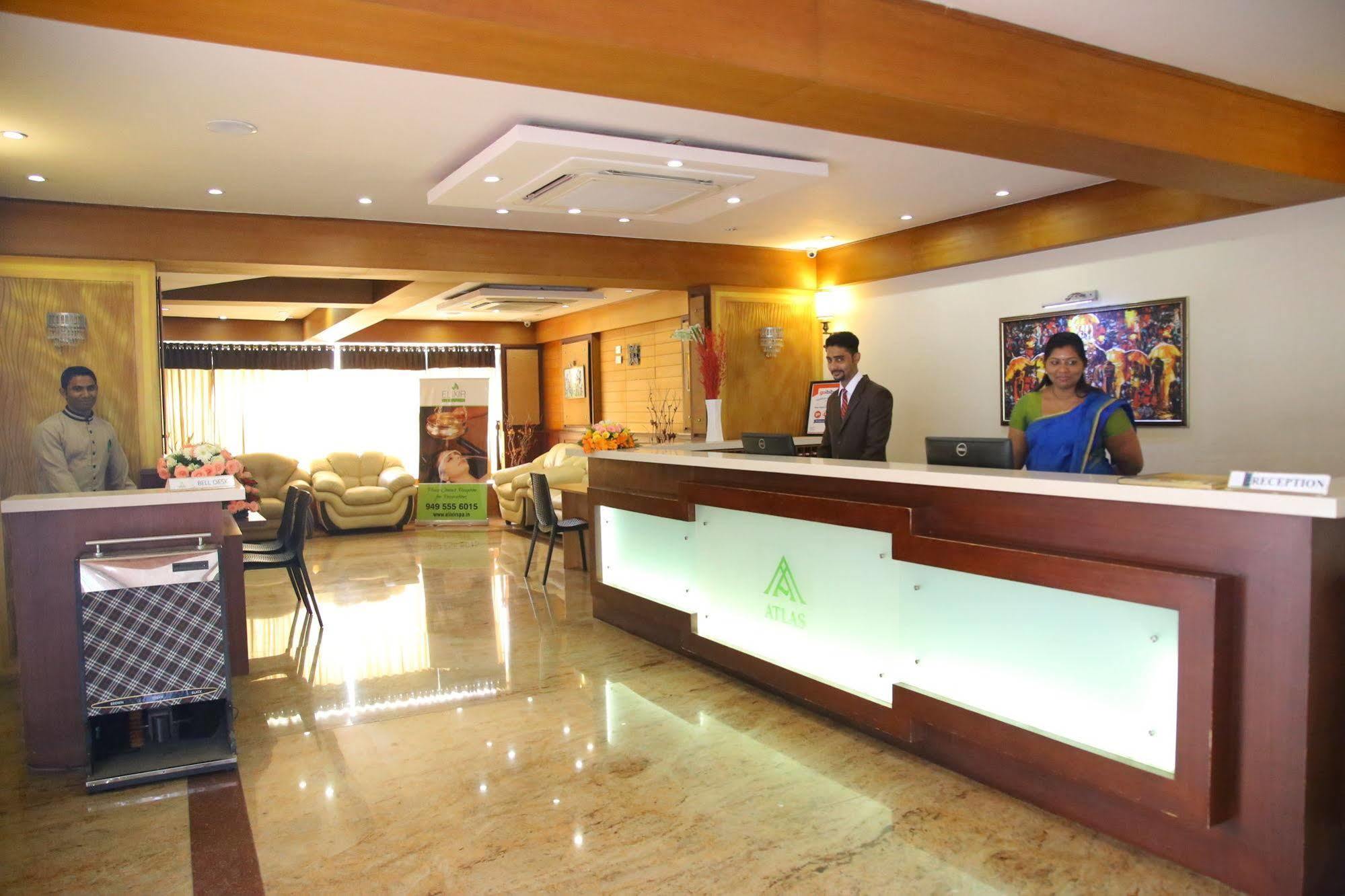 נדומבסרי Atlas Airport Hotel Apartment מראה חיצוני תמונה